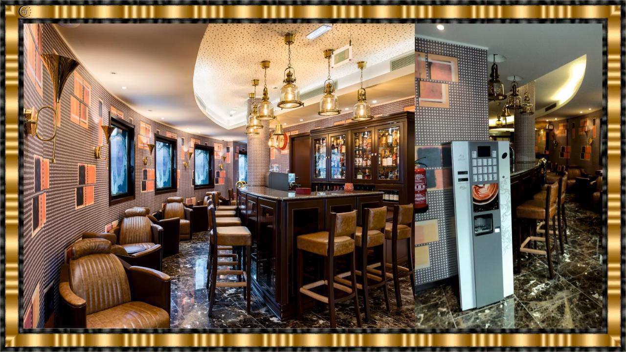 Hotel Jaguar Oporto - Airport To Hotel And City Center And Vice-Versa Is A Free And Continuous Shuttle Service From 7Am To 8Pm Екстериор снимка